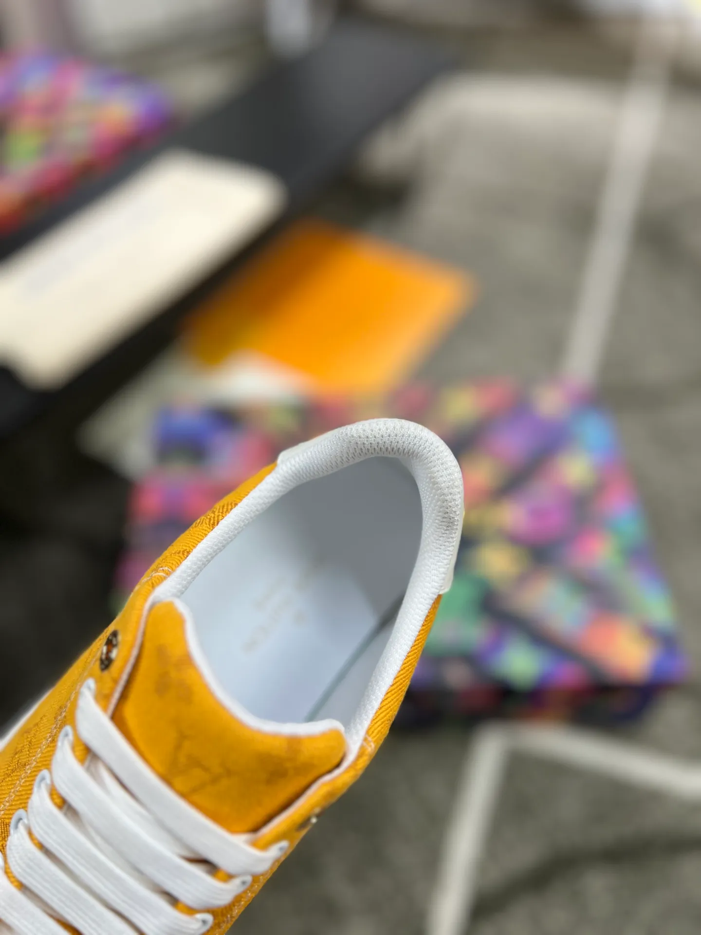 Factory price: 520💰LOUIS VUITTON [Louis VUITTON] New trendy Lv is on the market🎁, casual and fashionable men's shoes👟The upper is made of imported original fabric + cowhide mesh lining, the original wear-resistant rubber outsole, the version is simple and elegant, exclusive for trendy men, six colors available, code number: 38-44, customized 45, 46